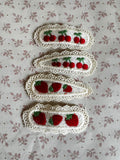 Strawberry clip set