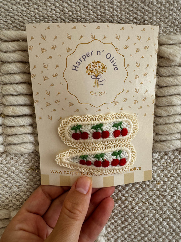 Cherry clip set