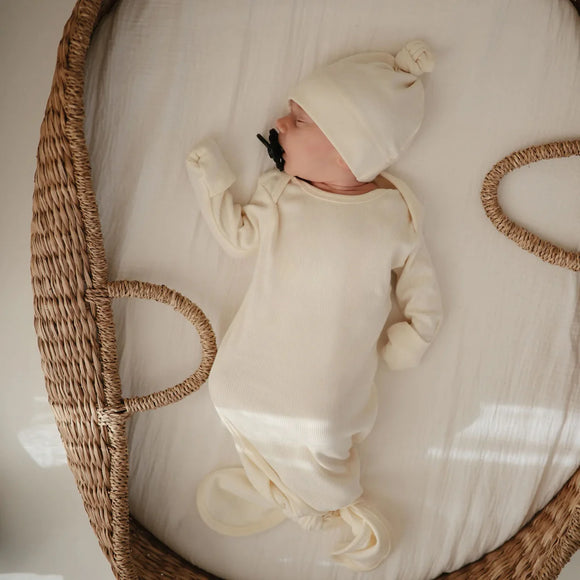 Ribbed Knotted Baby Gown + Beanie Set-Ivory