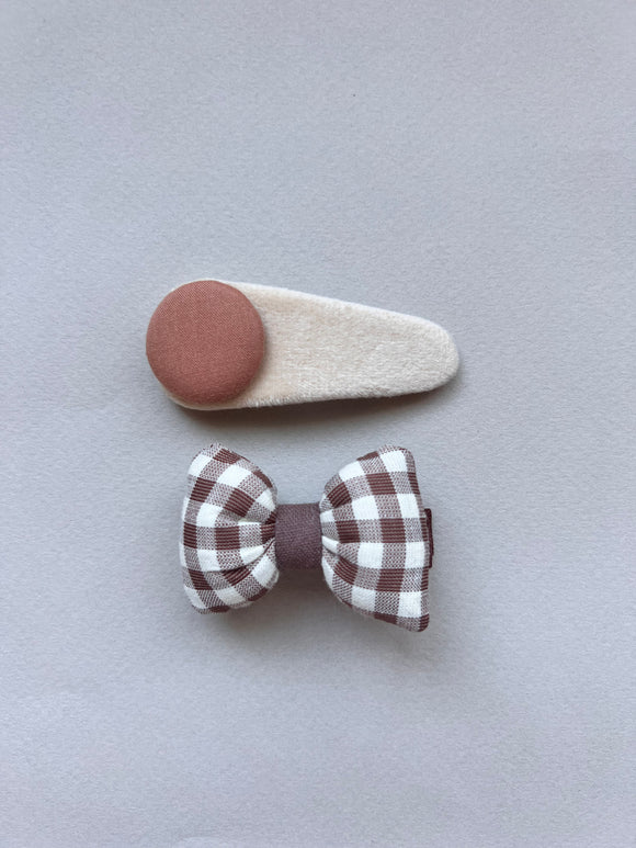 Gingham clip set two clips